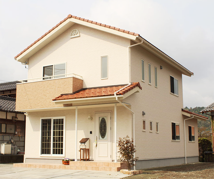 小浜市:収納スペースがたくさんある2階建て住宅の間取り 40坪 小浜市:収納スペースがたくさんある2階建て住宅の間取り 40坪